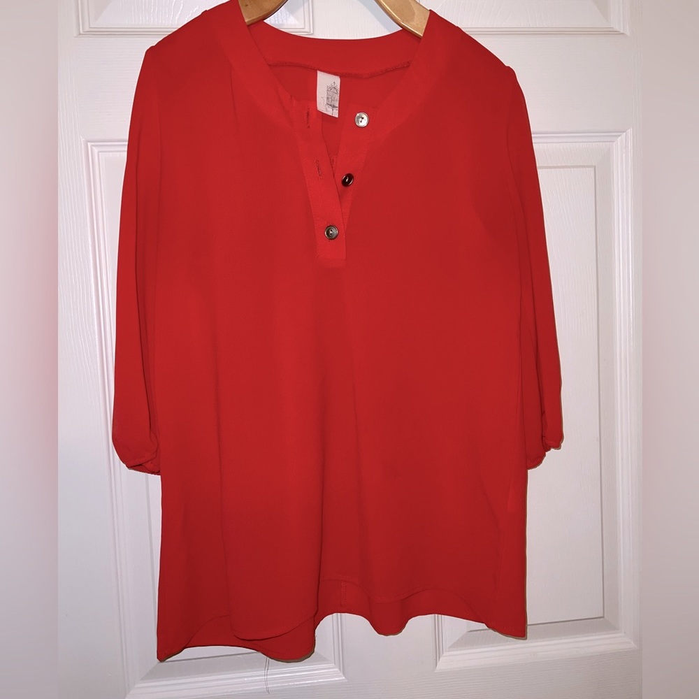 Redish Orange flowy button detail blouse